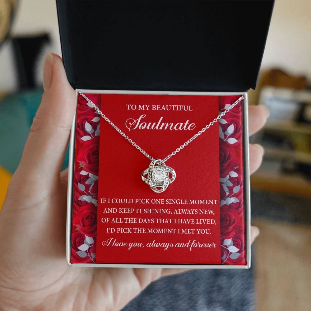 Soulmate - Keep It Shining - Love Knot Necklace